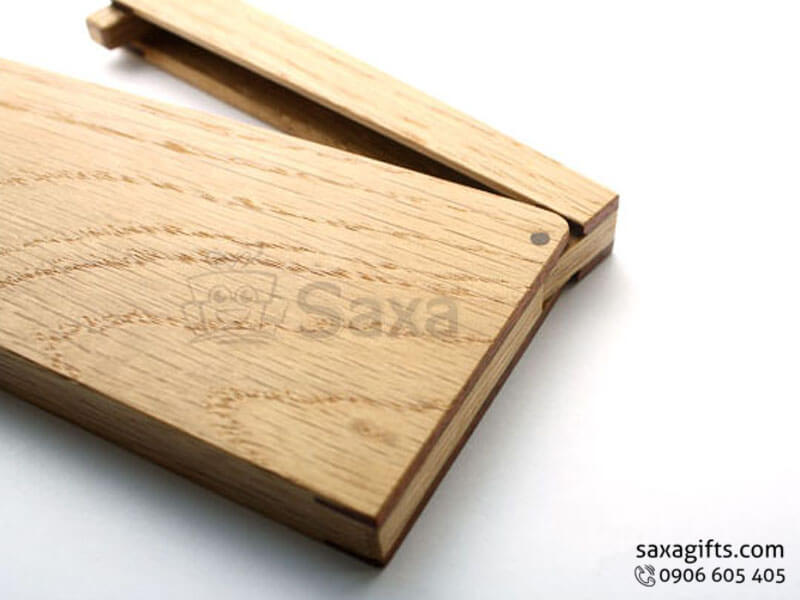 Wooden namecard holder with flip cap in horizontal form