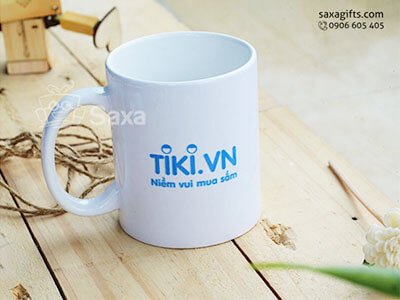 Ly sứ trắng in logo Tiki hiệu Minh Long