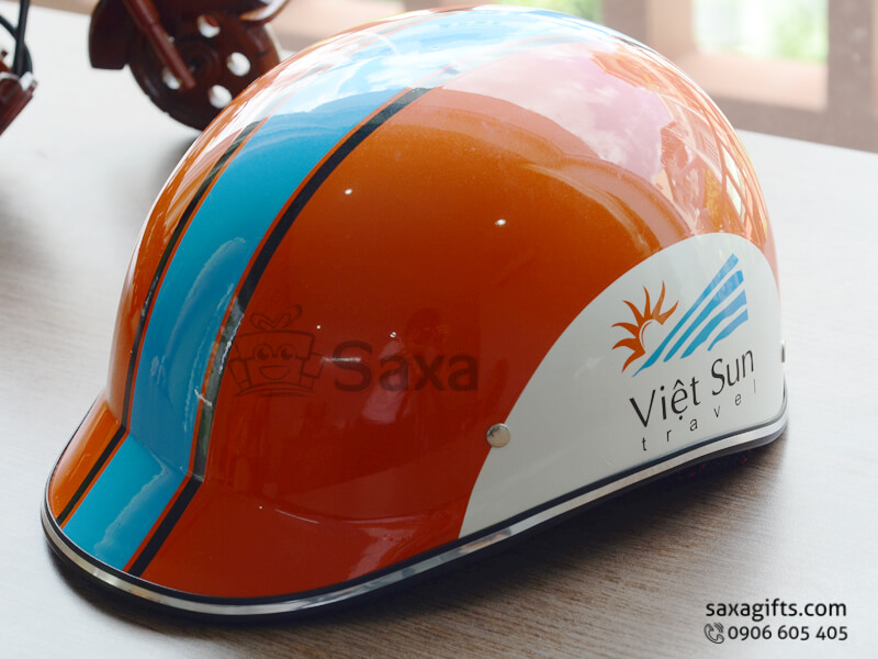 Promotion helmet with VIETSUN logo printed and moulded borde