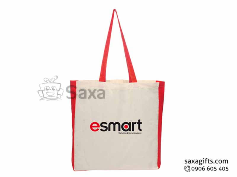 Ecobag with logo printed in box shape and color mixed at straps and hips