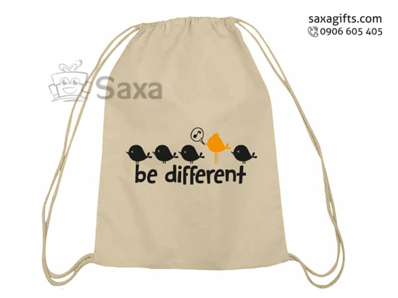 Canvas bag with logo printed in dynamic backpack drawstring form