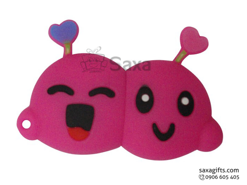 Rubber USB in 3D smiling couple shape