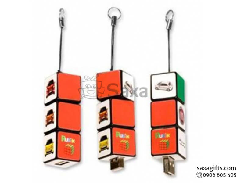 Usb nhựa nắp rời mô hình 3 cục xí ngầu có dây móc