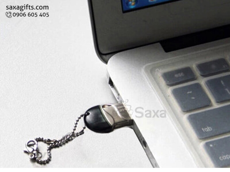 On the go USB with logo printed, removable cap and convenient keychain