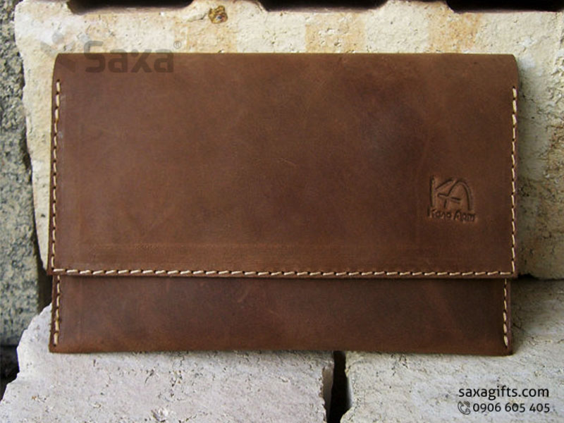 Leather wallet for female, handy form and button pinned