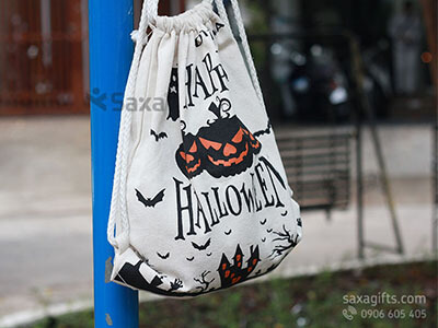 Canvas bag with logo LOTTE CINEMA printed and drawstring