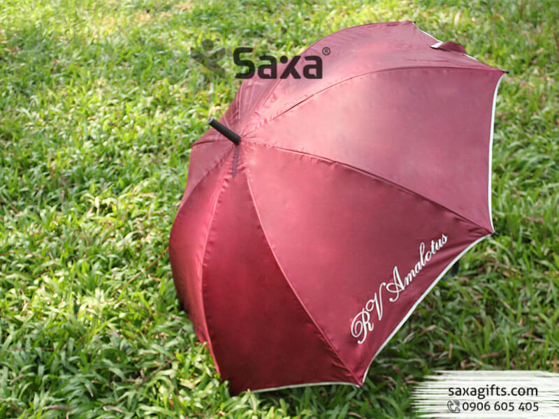 Straight umbrella with RVAMALOTUS logo printed and metal pillar