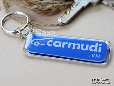 Móc khóa đổ keo in logo Carmudi