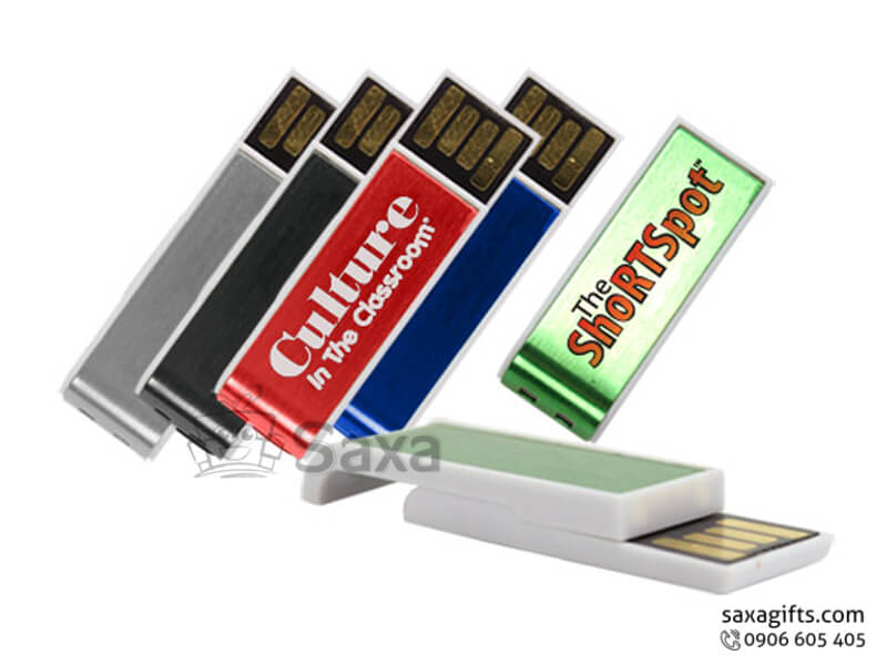 Usb nhựa in logo thanh trượt phối màu có khoen xỏ dây đeo