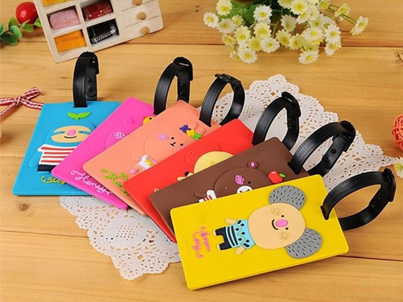 Đi du lịch nhớ mang theo những vật dụng gì?