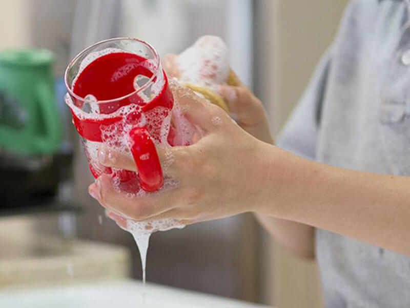 Làm thế nào giữ đồ thủy tinh luôn bền đẹp như mới?