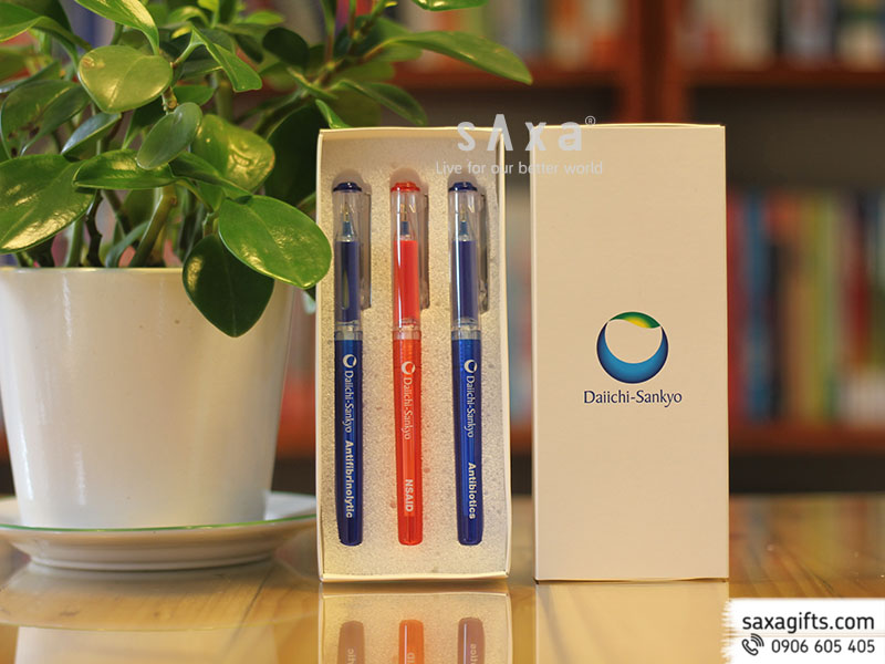 Bút bi nhựa của Thiên Long mực gel nắp rời in logo Daiichi Sankyo