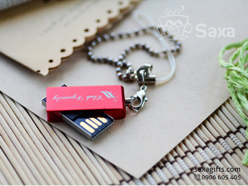 Usb kim loại xoay 360 độ kiểu dáng nhỏ gọn tiện dụng 